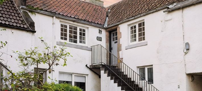 6 the Maltings, Stunning 1st Floor Apartment in Fishing Village Crail. Hotel a Anstruther