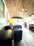 Cozy Lake Front Studio Cabin - Wifi/AC/Queen Bed/Twin Sleeper/Lake View- Cabin 3