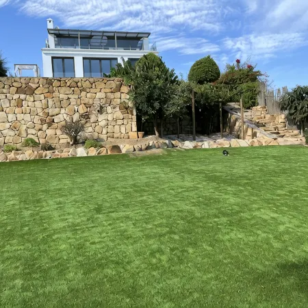 Elegant Villa W/ Views Of The Mediterranean, Gibraltar, Beach & Sotogrande Port