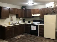 Clean and Comfy!! 2 Bedrooms! Hotels in Aberdeen