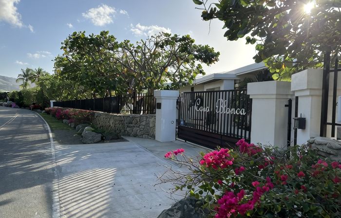 St.Croix, USVI- Cane Bay Beach -direct waterfront Cottage!