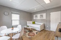 8035-Walk to Mayo-Chic and Luxury 1Br Apt - Apartments
