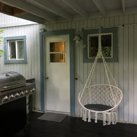 Cozy Cottage in secluded canyon--Perfect Zion and Bryce Getaway