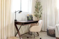 Cozy Pet-Friendly Monthly Discount Furnished King Bed Workspace Single Level - Wifi