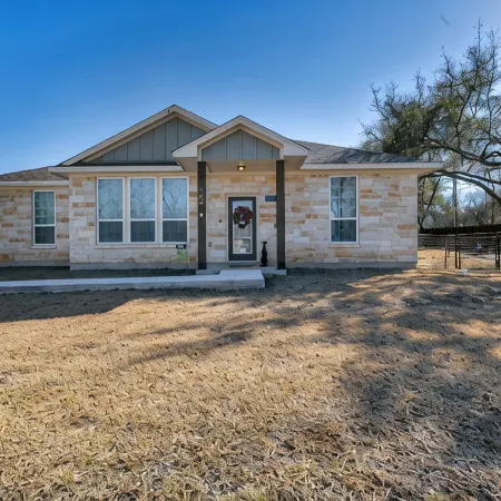 Great House in the heart of the Hill Country