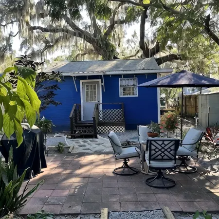 Oaktree Cottage in Mount Dora Historic District