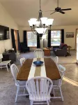 In Kalona-Near Pleasantview Home, Hospital, Iowa, and Kinnick Carver WiFi-Garage - Homestays