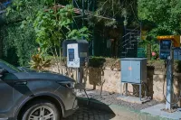 Cardamom County by Xandari - parking