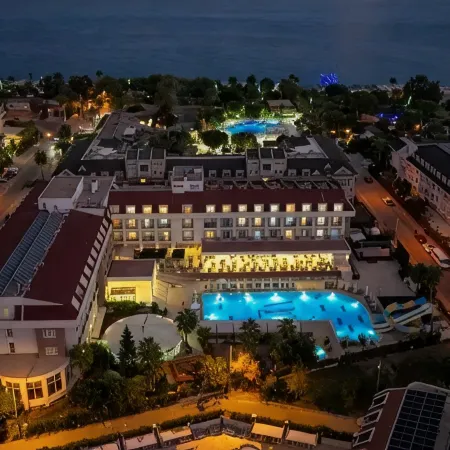 White Lilyum Hotel - All Inclusive