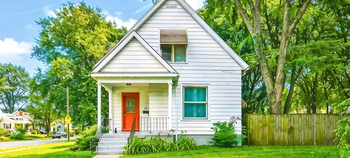 Historic Bungalow: For Groups & Families Sleeps 11 Hotel di Springfield