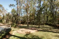A Spacious Place for Everyone. Sanford Stadium, Downtown and Dining So Close! - balcony