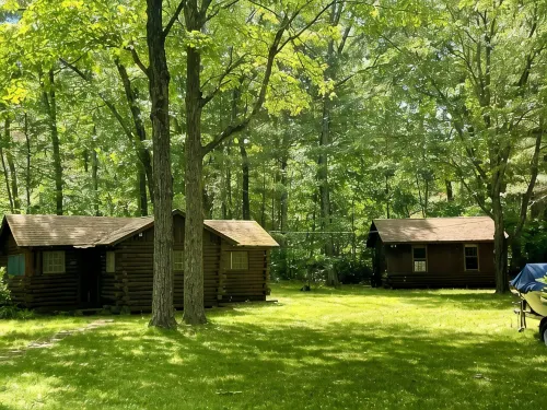 Lakefront cabins for family and friend gatherings