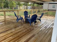 Great location. covered patio/5 minutes away from restaurants stores boat launch Hôtels à : Paroisse de Sabine