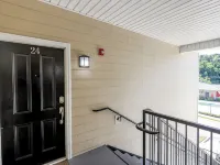 Fully Renovated 2BR Condo walking distance to Ole Miss Campus! - balcony