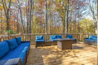 Authentic Log Cabin - Sleeps 10 - Hot Tub - Fire Pit - Hocking Hills - con encanto