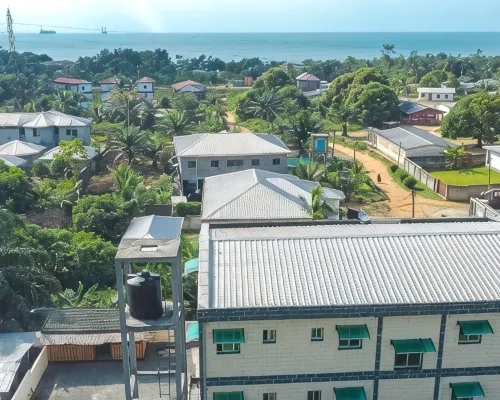 Le Paquebot Hôtel Restaurant Kribi Hoteles en Océan