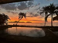 Oceanfront Oasis - 9BR Infinity Pool Villa - Villas