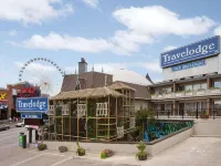 Travelodge by Wyndham Niagara Falls at the Falls Hotels near Rainbow Bridge