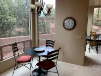 Cool West Sedona Canyon Retreat - Wildlife and Mountain Views, Walk to Trails - con vistas a la montaña