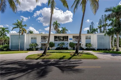 One block to beach and to dining. Best location in Naples !!
