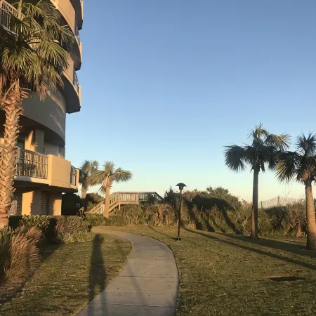 Luxury Margate 4Bdrm Condo with Ocean View...10% Off Summer Weeks!