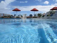 G110 - Ground floor, close to ocean and all amenities, great view - Private Pools