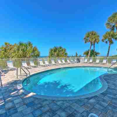 Oceanfront, Heated Pool, 2King,Huge Wrap Around Balcony, Corner Unit, Sleeps 6 Fitness & Recreational Facilities