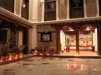 Boutique Heritage Home Hotele w: Lalitpur