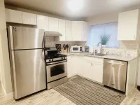 Spacious 2 bedroom unit in the heart of Seattle Hotels in Rainier Valley