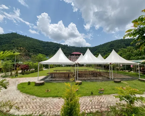 Shalom Farmhouse by the Hillside Hotel di Imphal