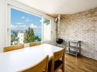 Ganghwado Nerha Pension 鄰近阳水场的酒店