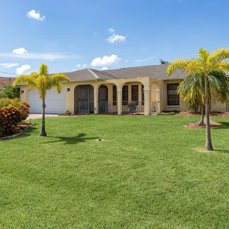 Waterfront Heated Pool Retreat with Dock Pet Friendly Sleeps 6 in Cape Coral