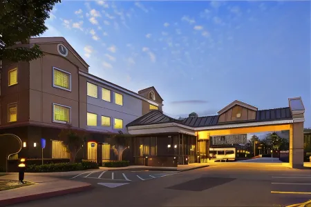 Country Inn & Suites by Radisson, San Jose International Airport, CA