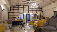 Adams Hotel