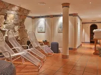 Burg Windeck Hotels in Buhl