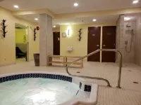 Sun Peaks Lodge - Hot Tub