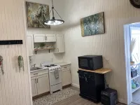 Adorable apartment close to Traverse City in a beautiful farm setting - Wi-Fi