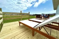 Sun & Fun @ Can't Be Beat Beachfront Location!