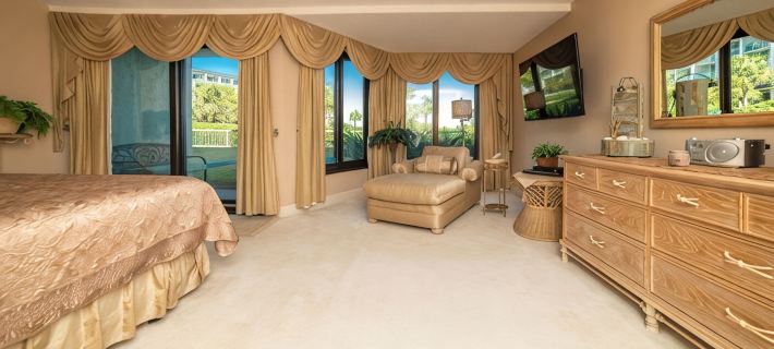 200 Steps Bed to Beach Oceanfront Luxury 6 Guests. Premier Property and Host Hotels in Georgetown County