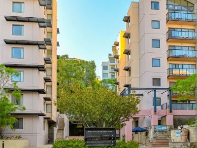 Lavish 1BR Apartment 5min to Perth Convention & Elizabeth Quay
