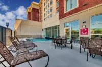 Drury Inn & Suites Iowa City Coralville - Pools