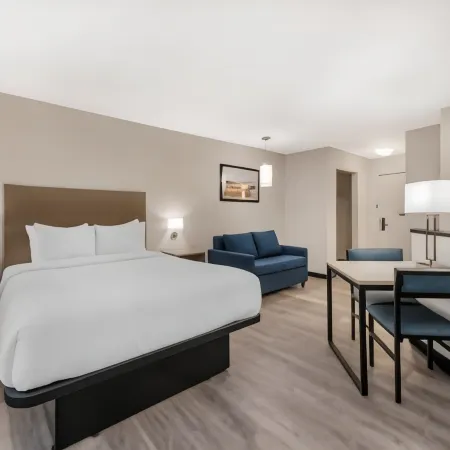 Dulles Suites