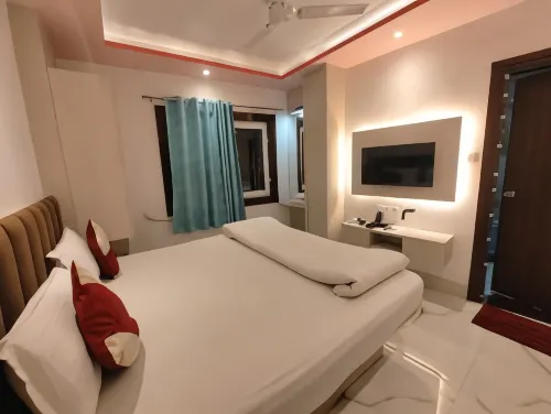S.S Guest House - Pensions