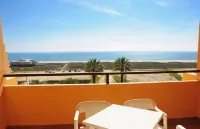 Meia Praia Lagos - Beach Club Apartments - Ocean View