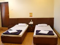 Hotel Kusum - 駐車場