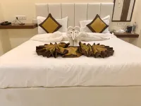 Awadh Hotel - 2 stjerner