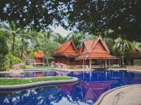 Ma Doo Bua Stay Hotels near Wat Prathong