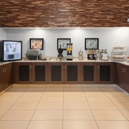 Tysons Corner Suites, A Baymont by Wyndham