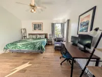 3Br Private 8 Acre Spa Retreat - BBQ, Patio, Views - Wifi