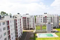 Racecourse Studio Apartments - プライペートプール